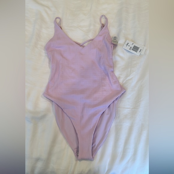 L Space One Piece Swimsuit NWT - Picture 1 of 4